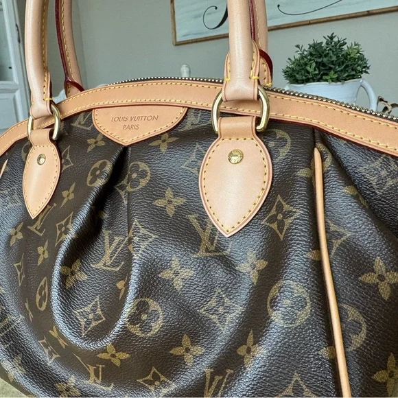 Louis Vuitton Tivoli PM - Picture 3 of 16